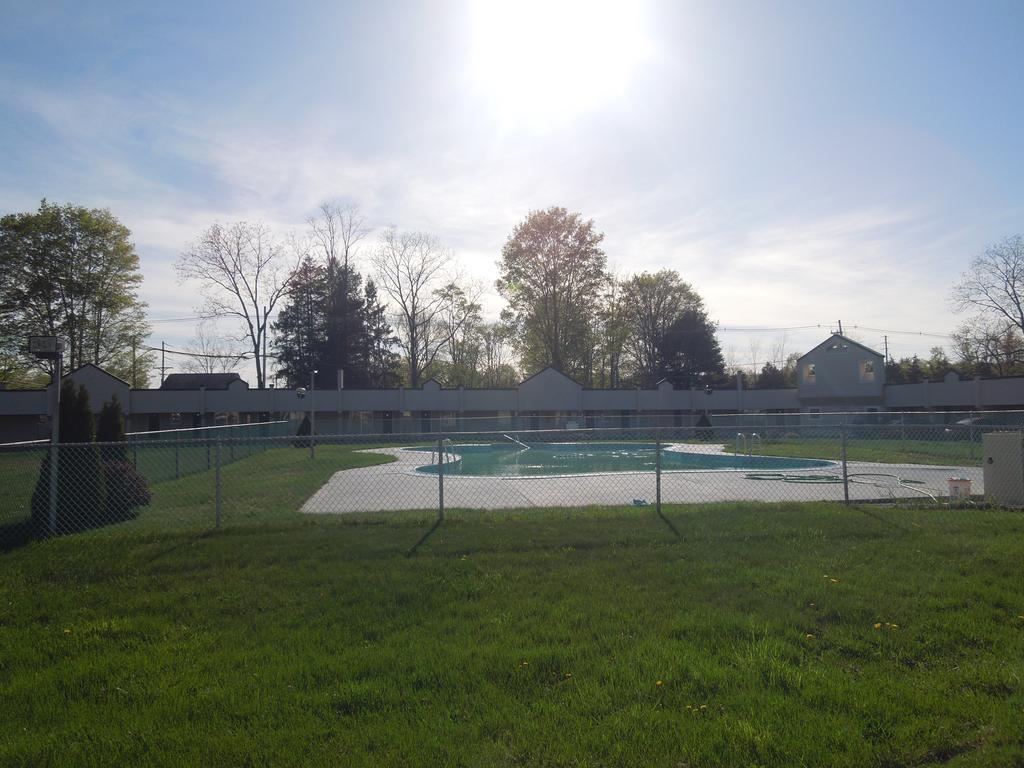 Value Inn East Stroudsburg Marshalls Creek Exterior photo